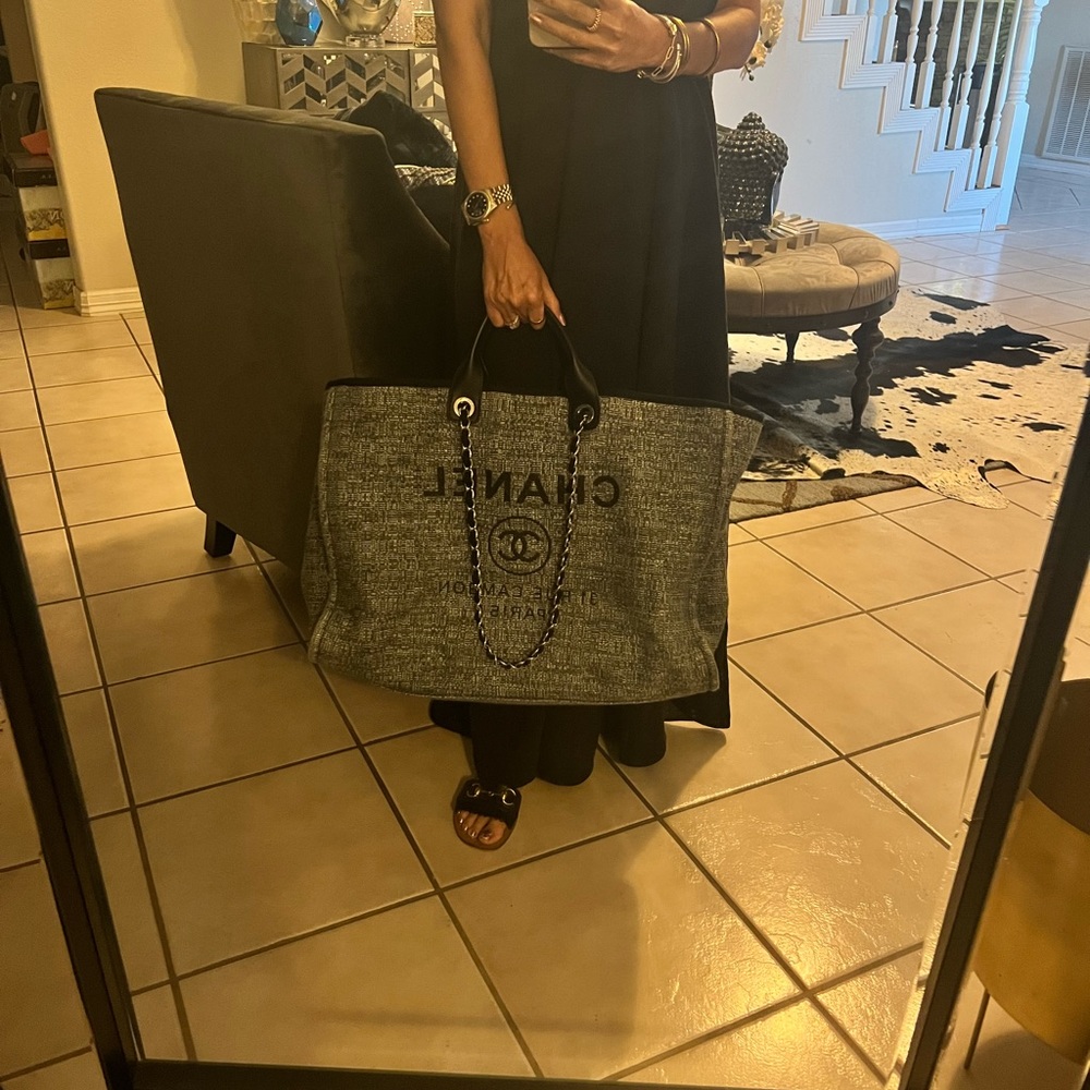 Chanel Deauville X-Large Dark Grey Tweed - Picture 1 of 15